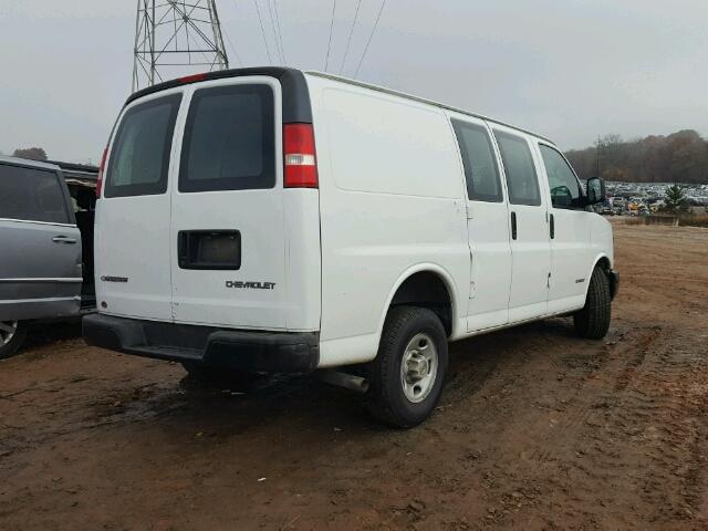 1GCGG25U441113385 - 2004 CHEVROLET EXPRESS G2 WHITE photo 4