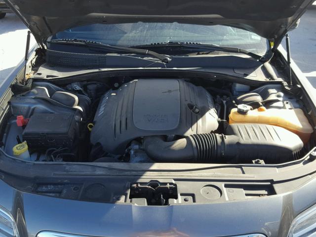 2C3CCAET4CH258880 - 2012 CHRYSLER 300C GRAY photo 7