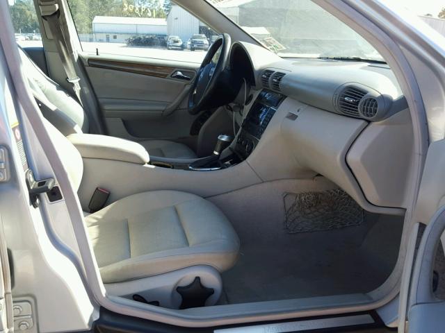 WDBRF52H87E025116 - 2007 MERCEDES-BENZ C 230 SILVER photo 5