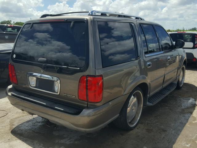 5LMEU27RX2LJ16147 - 2002 LINCOLN NAVIGATOR Złoty zdjęcie 4