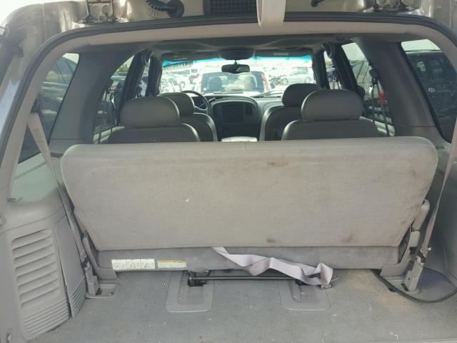 5LMEU27RX2LJ16147 - 2002 LINCOLN NAVIGATOR Złoty zdjęcie 9