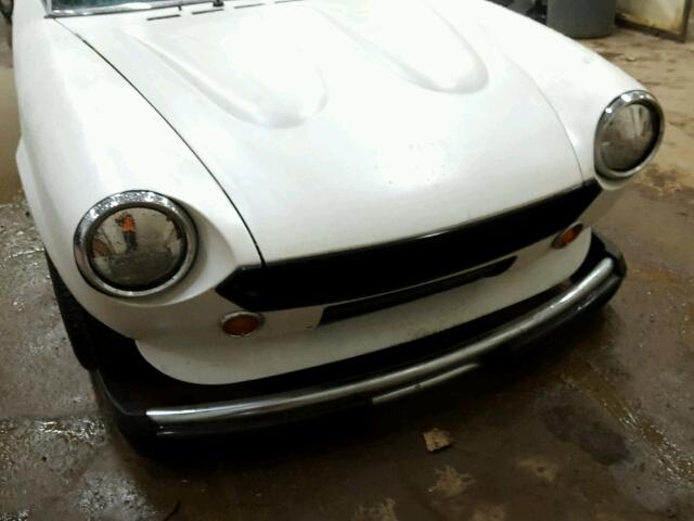 ZFAAS00B8C8188957 - 1982 FIAT 124 SPIDER WHITE photo 9