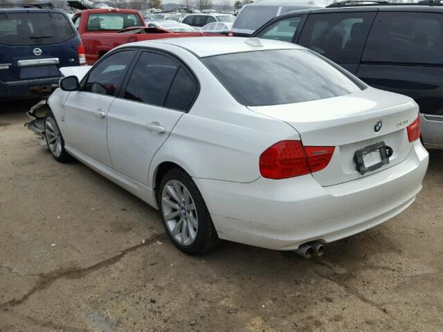 WBAPK5G53BNN81827 - 2011 BMW 328 XI SUL WHITE photo 3