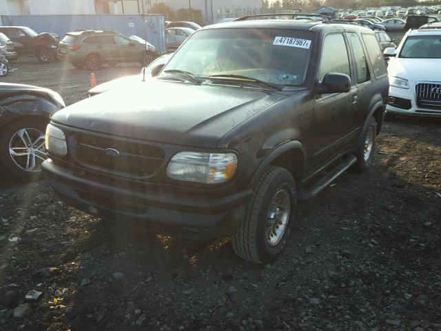 1FMYU24E8WUB37998 - 1998 FORD EXPLORER BLUE photo 2