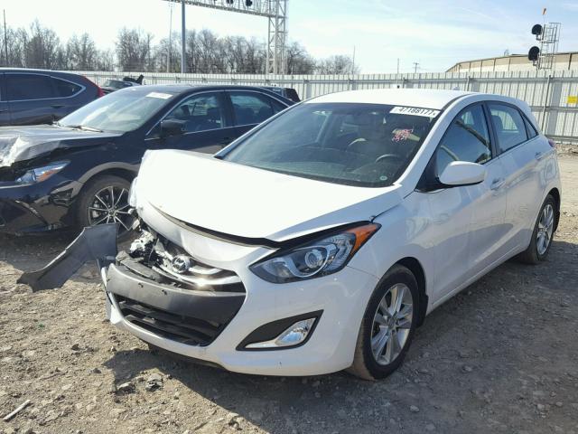 KMHD35LE3DU079817 - 2013 HYUNDAI ELANTRA GT WHITE photo 2