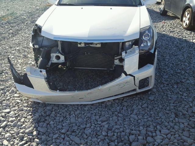 1G6DM57T270136839 - 2007 CADILLAC CTS WHITE photo 9