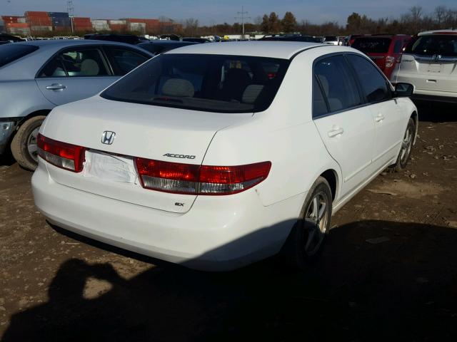 1HGCM56754A031569 - 2004 HONDA ACCORD EX WHITE photo 4