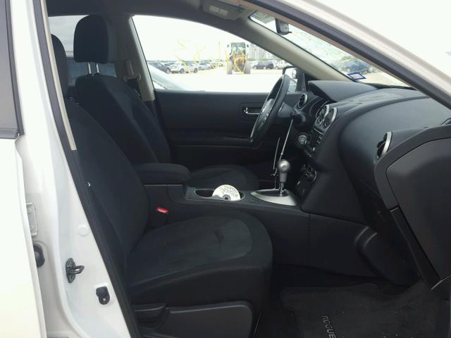 JN8AS5MT3CW272550 - 2012 NISSAN ROGUE S WHITE photo 5