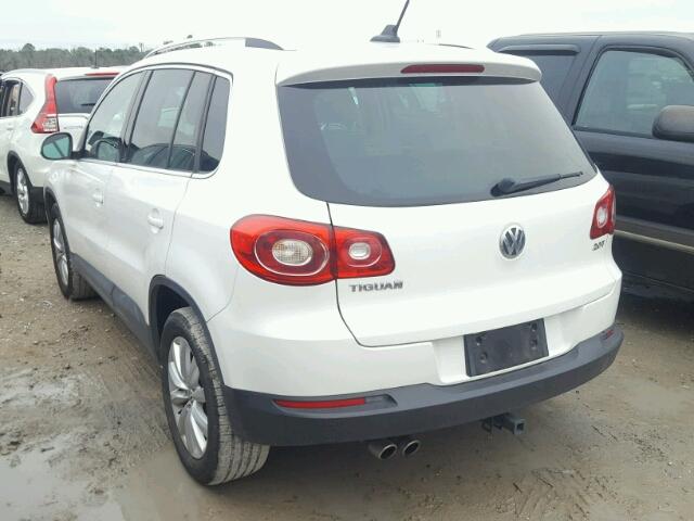 WVGAV7AX0BW517479 - 2011 VOLKSWAGEN TIGUAN S WHITE photo 3