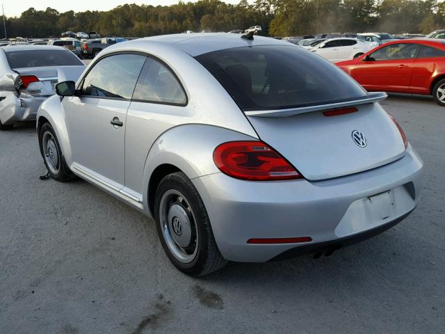 3VWF17AT7FM606987 - 2015 VOLKSWAGEN BEETLE 1.8 SILVER photo 3