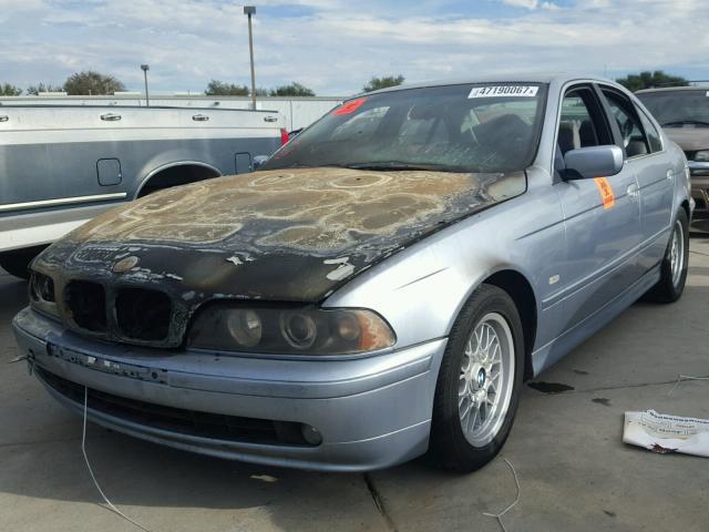 WBADT43432GY44037 - 2002 BMW 525 I AUTO BLUE photo 2