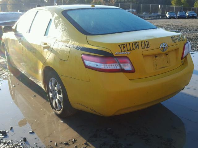 4T1BF3EK7BU135941 - 2011 TOYOTA CAMRY BASE YELLOW photo 3
