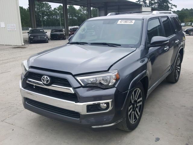 JTEBU5JR8J5502617 - 2018 TOYOTA 4RUNNER SR Szary zdjęcie 2