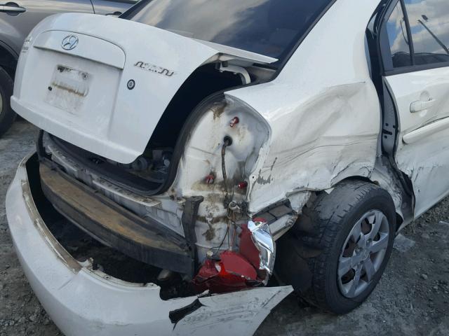 KMHCN46C28U202393 - 2008 HYUNDAI ACCENT GLS WHITE photo 9