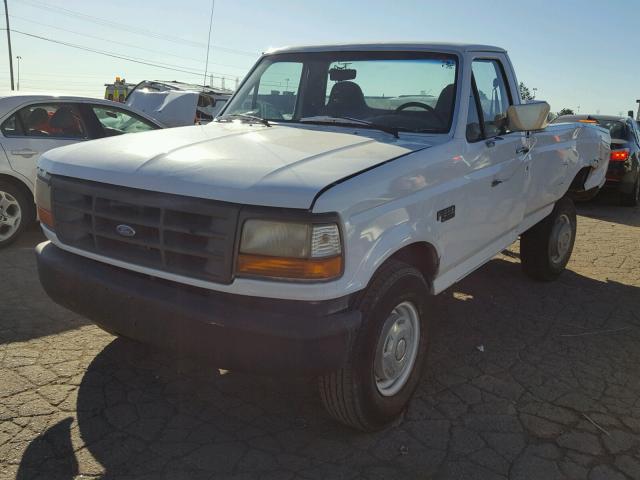 1FTHF25YXTLA78915 - 1996 FORD F250 WHITE photo 2