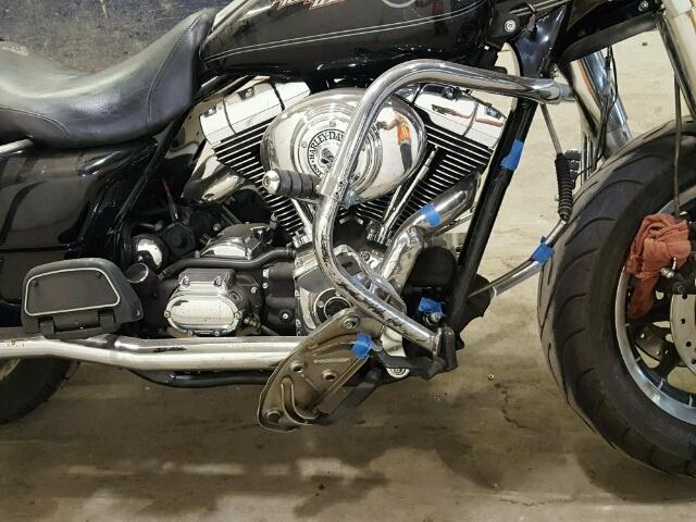 1HD1FBW106Y621455 - 2006 HARLEY-DAVIDSON FLHRI BLACK photo 7