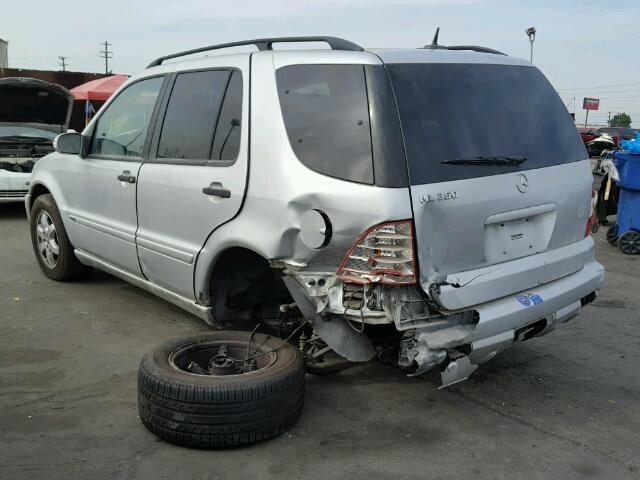 4JGAB57E74A495628 - 2004 MERCEDES-BENZ ML 350 SILVER photo 3