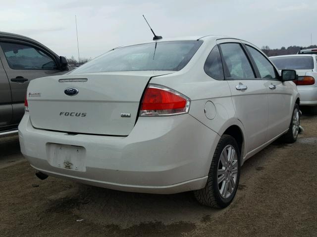 1FAHP3HN4AW165523 - 2010 FORD FOCUS SEL WHITE photo 4