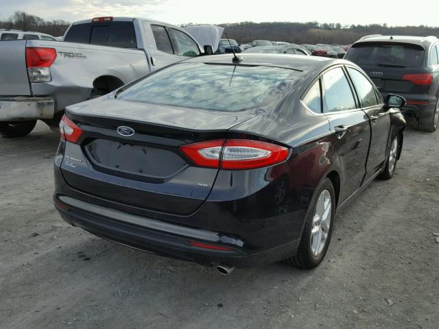 1FA6P0H70G5104384 - 2016 FORD FUSION SE BLACK photo 4