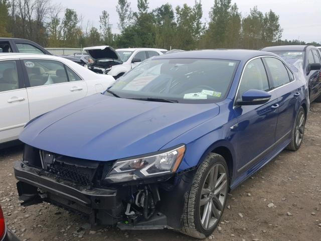 1VWDT7A3XHC064290 - 2017 VOLKSWAGEN PASSAT R-L BLUE photo 2