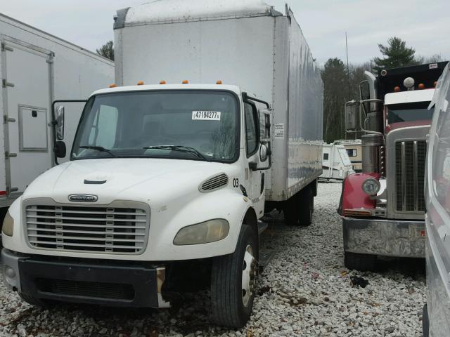 1FVACWDC75HV13147 - 2005 FREIGHTLINER M2 106 MED WHITE photo 2