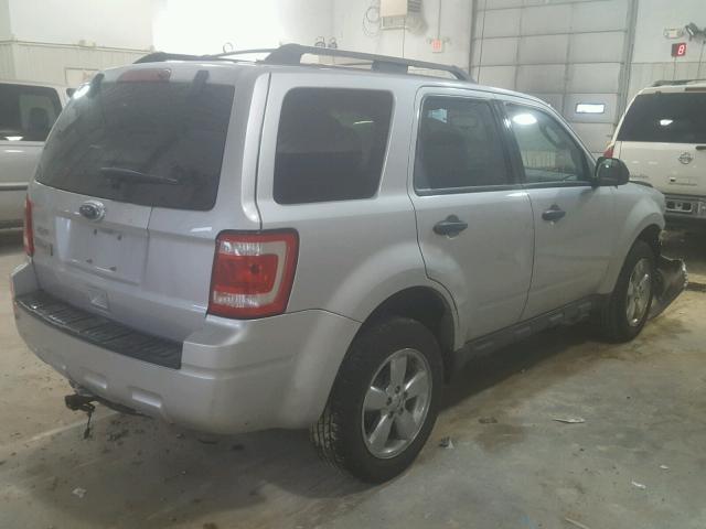 1FMCU0D7XAKC67169 - 2010 FORD ESCAPE XLT SILVER photo 4