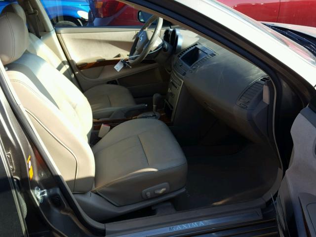 1N4BA41E54C928873 - 2004 NISSAN MAXIMA SE BEIGE photo 5