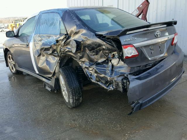 5YFBU4EE9DP159748 - 2013 TOYOTA COROLLA BA SILVER photo 3