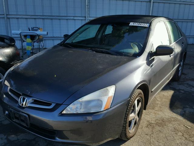 1HGCM56755A061379 - 2005 HONDA ACCORD EX GRAY photo 2