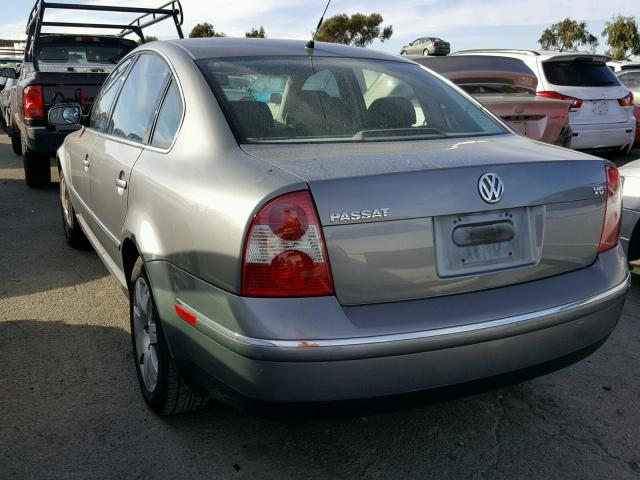 WVWRH63B41P288601 - 2001 VOLKSWAGEN PASSAT GLX GRAY photo 3