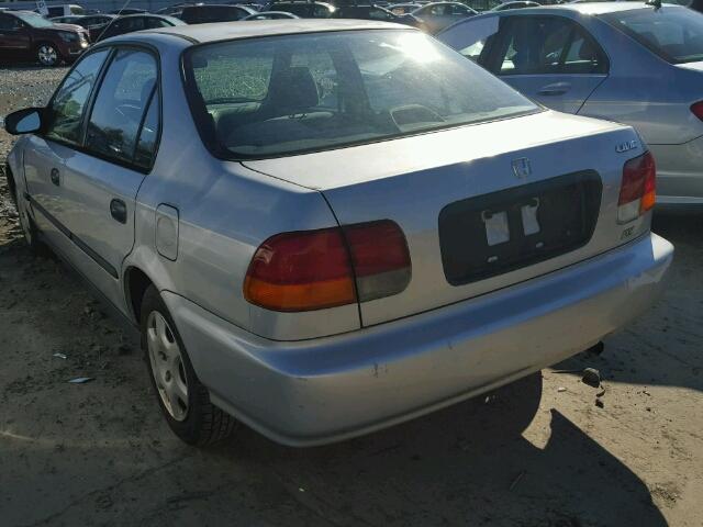 2HGEJ6626WH523091 - 1998 HONDA CIVIC DX SILVER photo 3