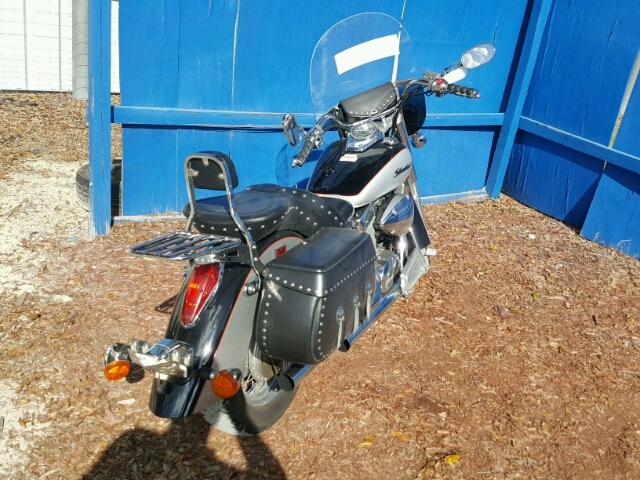 JH2RC50384M002686 - 2004 HONDA VT750 CA TWO TONE photo 4