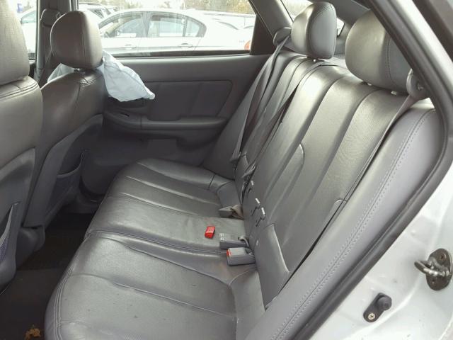 KMHDN56D84U121721 - 2004 HYUNDAI ELANTRA GL SILVER photo 6