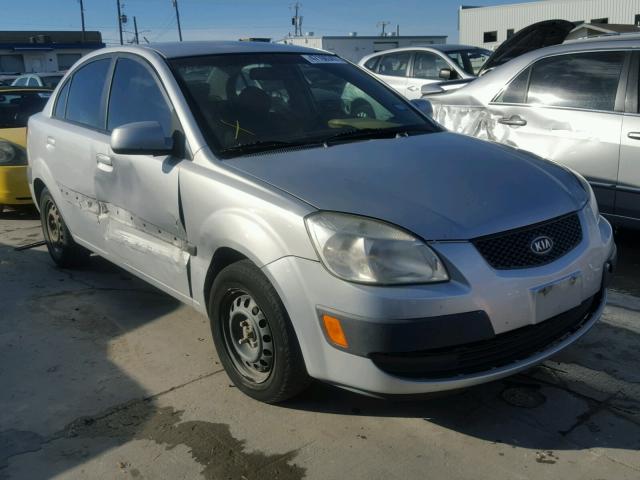 KNADE123776259184 - 2007 KIA RIO BASE SILVER photo 1