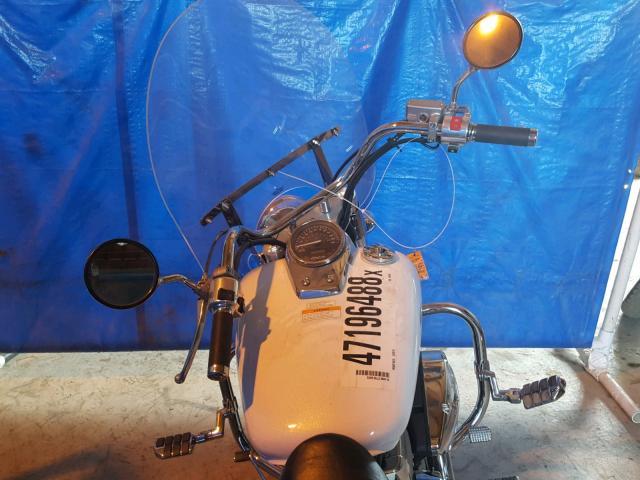 JH2RC50117M300208 - 2007 HONDA VT750 WHITE photo 5