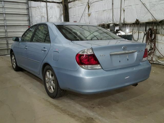 4T1BF30K16U623425 - 2006 TOYOTA CAMRY LE BLUE photo 3