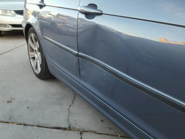 WBAET37432NG74043 - 2002 BMW 325 I BLUE photo 9