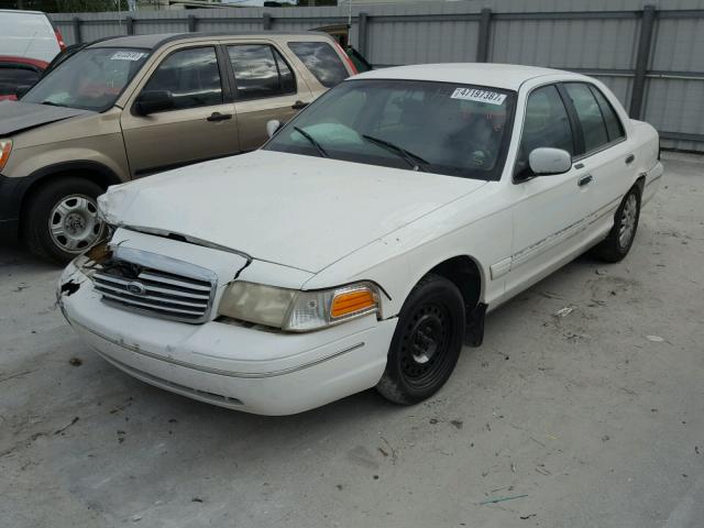 2FAFP74W0XX122064 - 1999 FORD CROWN VICT WHITE photo 2