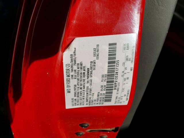 3FAFP31353R171255 - 2003 FORD FOCUS ZX3 RED photo 10
