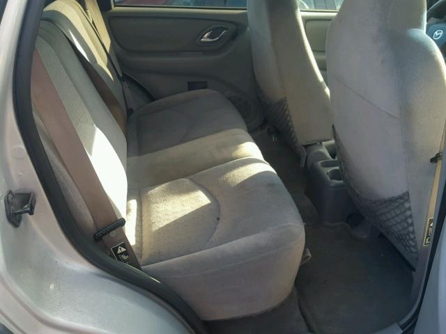 4F2YU07141KM55929 - 2001 MAZDA TRIBUTE DX 银色 照片 6