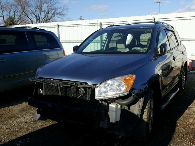 2T3BF4DV9BW136663 - 2011 TOYOTA RAV4 BLUE photo 2