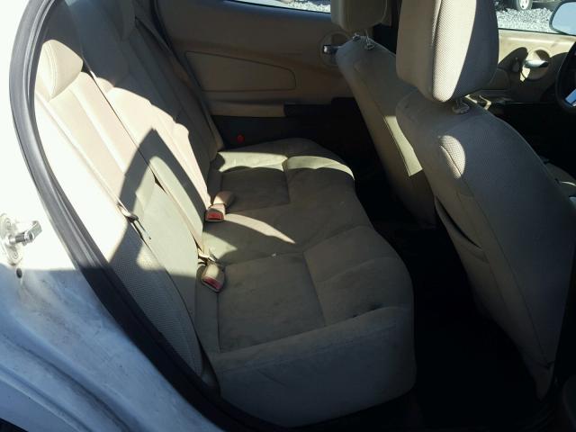 2G2WP552581114349 - 2008 PONTIAC GRAND PRIX WHITE photo 6