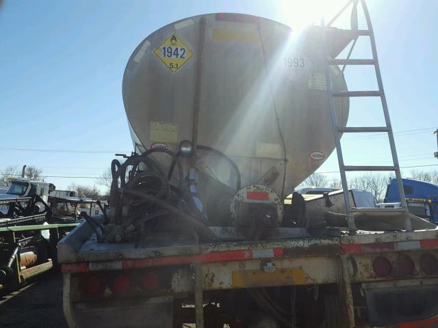 1W9AN3627V1198533 - 1997 OTHR TANKER TRL SILVER photo 5