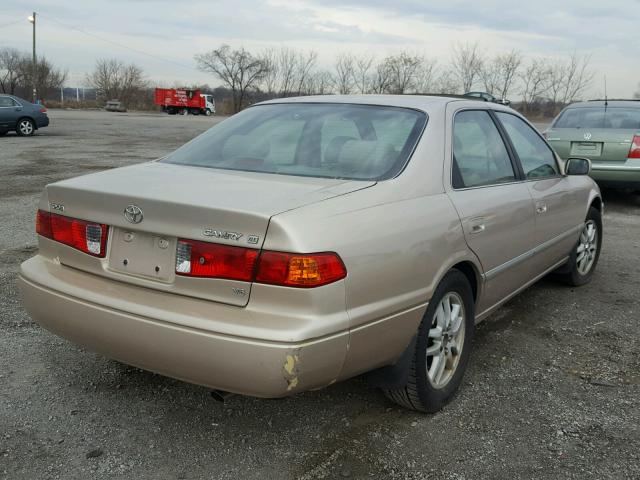 4T1BF28K1YU946536 - 2000 TOYOTA CAMRY LE ოქროსფერი ფოტო 4