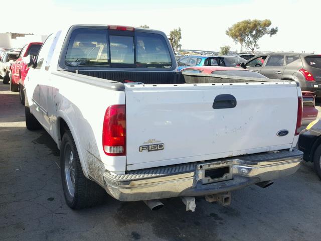 1FTZX17W6WKB38190 - 1998 FORD F150 WHITE photo 3