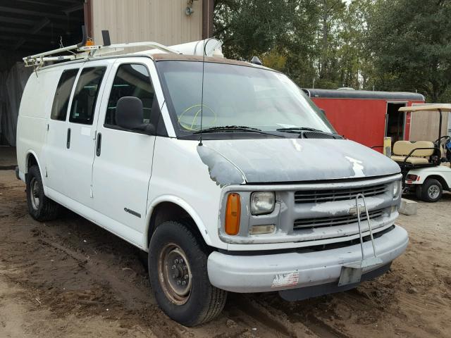 1GCHG35R011199019 - 2001 CHEVROLET EXPRESS G3 WHITE photo 1