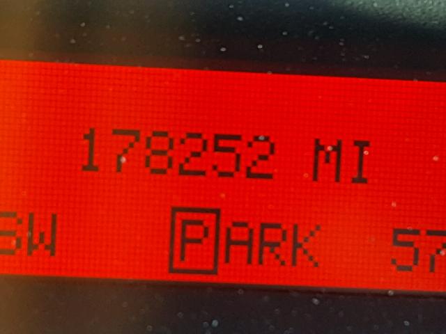 2G2WP552961152857 - 2006 PONTIAC GRAND PRIX RED photo 8