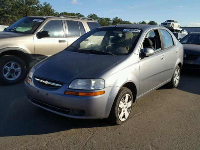 KL1TD56656B664986 - 2006 CHEVROLET AVEO BASE GRAY photo 2