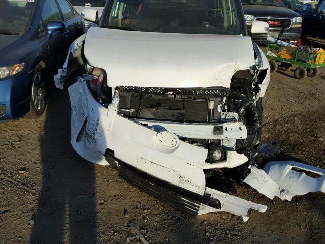 JTLZE4FE3DJ048325 - 2013 TOYOTA SCION XB თეთრი ფოტო 9