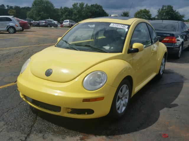 3VWRW31C27M502190 - 2007 VOLKSWAGEN NEW BEETLE 黄色 照片 2